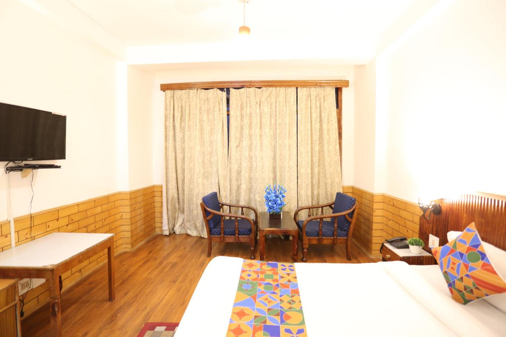 Hotel Surbhi Vashist Exterior photo
